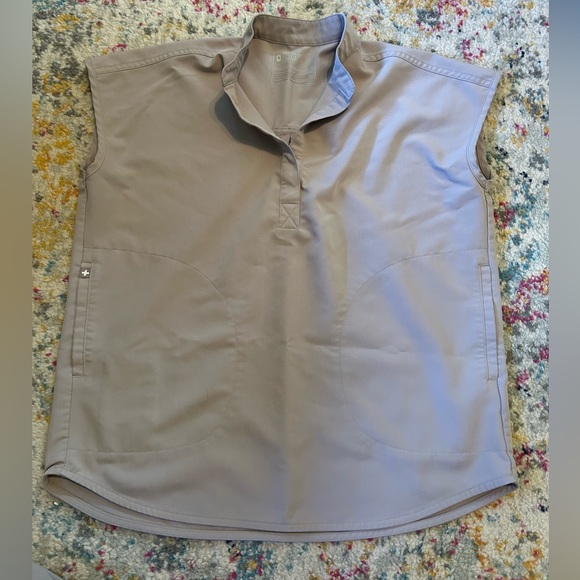 Figs slate scrubs set (top and bottom) - Picture 5 of 8